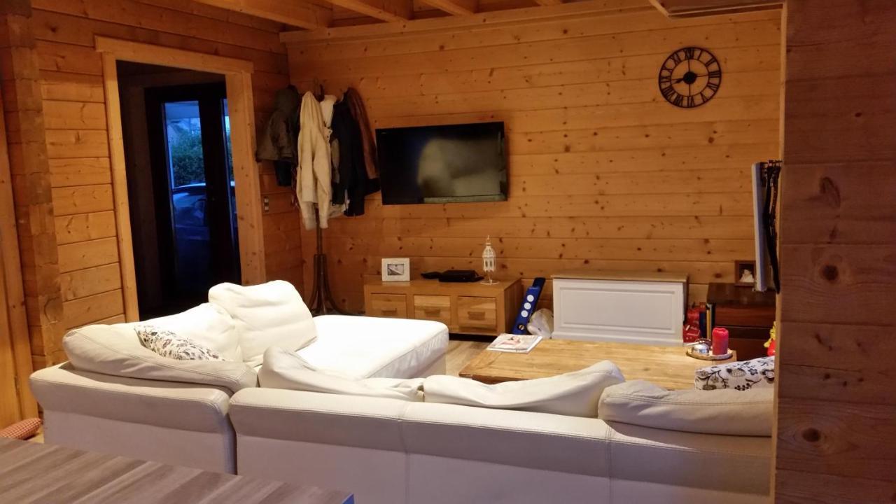 Maubray Au Chalet B&B 외부 사진